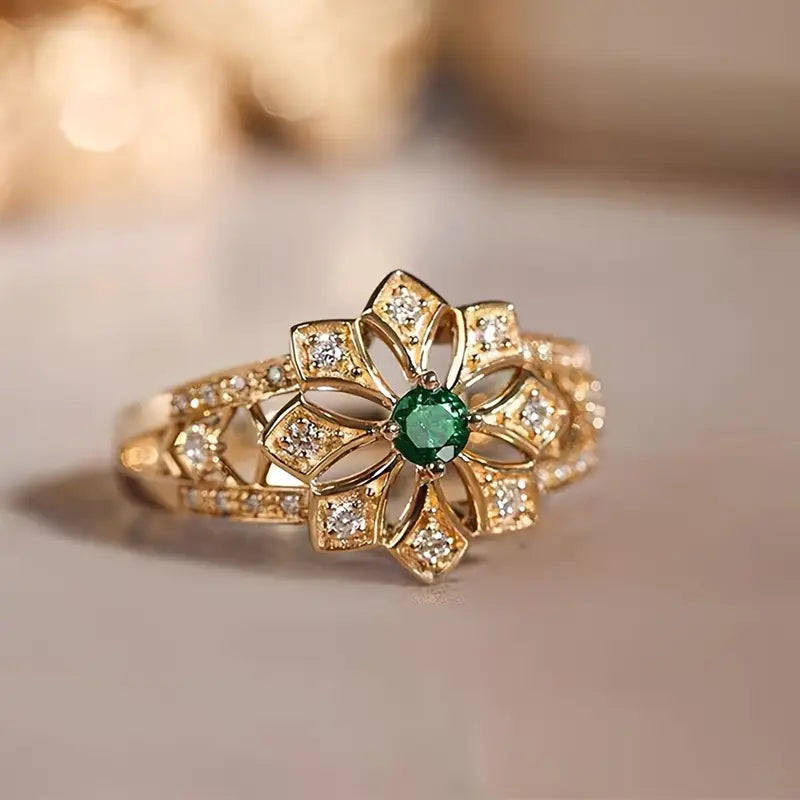 Emerald Allure – A Statement of Sophisticated Elegance